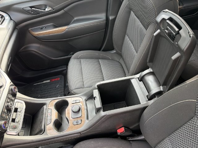Used 2020 GMC Acadia SLE w/ Driver Convenience Package AWD/4WD image 23