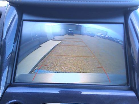 Used 2019 Chevrolet Impala LT FWD image 14