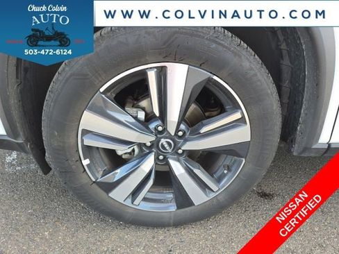 Certified 2026 Nissan Rogue SL image 4