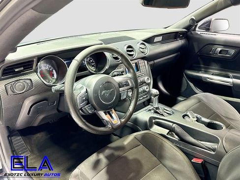 Used 2016 Ford Mustang Coupe image 11