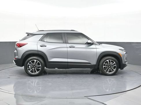 New 2026 Chevrolet TrailBlazer LT w/ Convenience Package FWD image 12