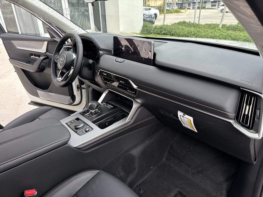 New 2026 MAZDA CX-70 SC Plus AWD/4WD image 32