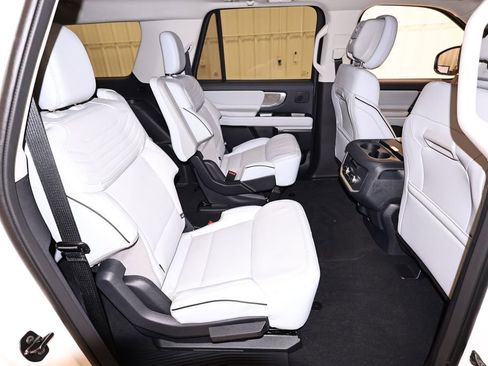 New 2026 Ford Expedition Max Platinum AWD/4WD image 18