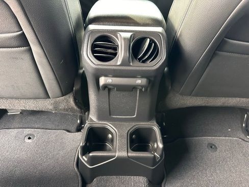 Used 2021 Jeep Wrangler Unlimited Sport AWD/4WD image 24