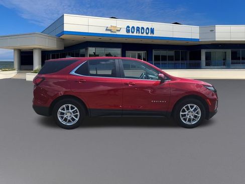 Used 2024 Chevrolet Equinox LT FWD image 7