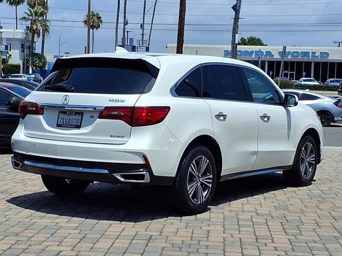 Used 2017 Acura MDX SH-AWD image 5