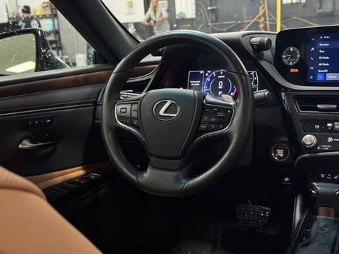 Used 2023 Lexus ES 350 w/ Premium Package image 25