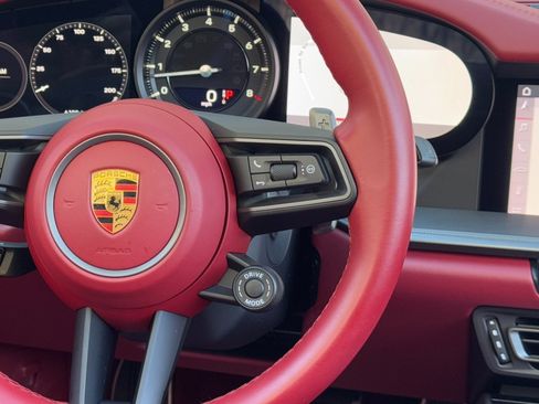Used 2021 Porsche 911 Targa 4S w/ Sport Chrono Package AWD/4WD image 21
