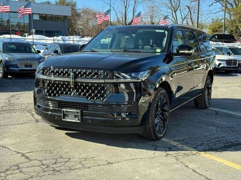 New 2026 Lincoln Navigator L Black Label image 2