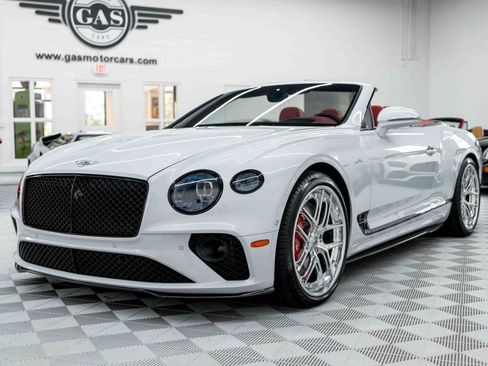 Used 2022 Bentley Continental GT Speed image 3