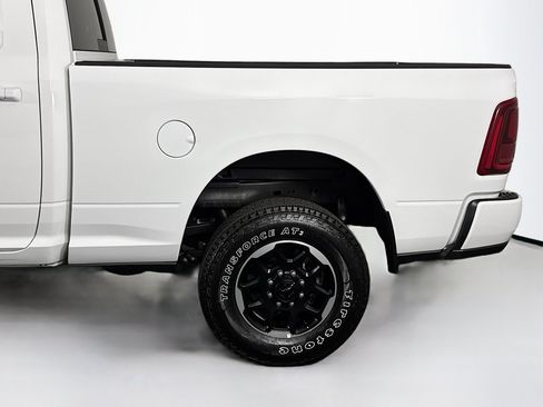 Used 2026 RAM 2500 Laramie AWD/4WD image 34