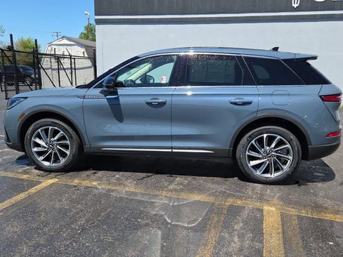 Used 2023 Lincoln Corsair AWD w/ Equipment Group 101A image 8