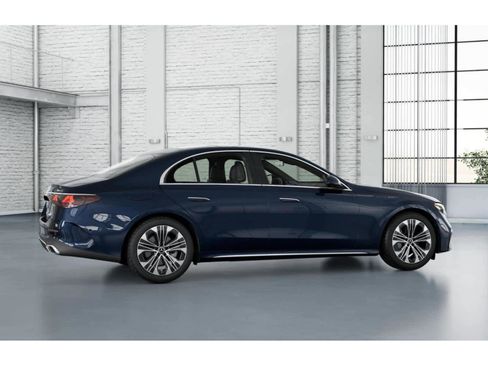 New 2026 Mercedes-Benz E 350 4MATIC Sedan image 16