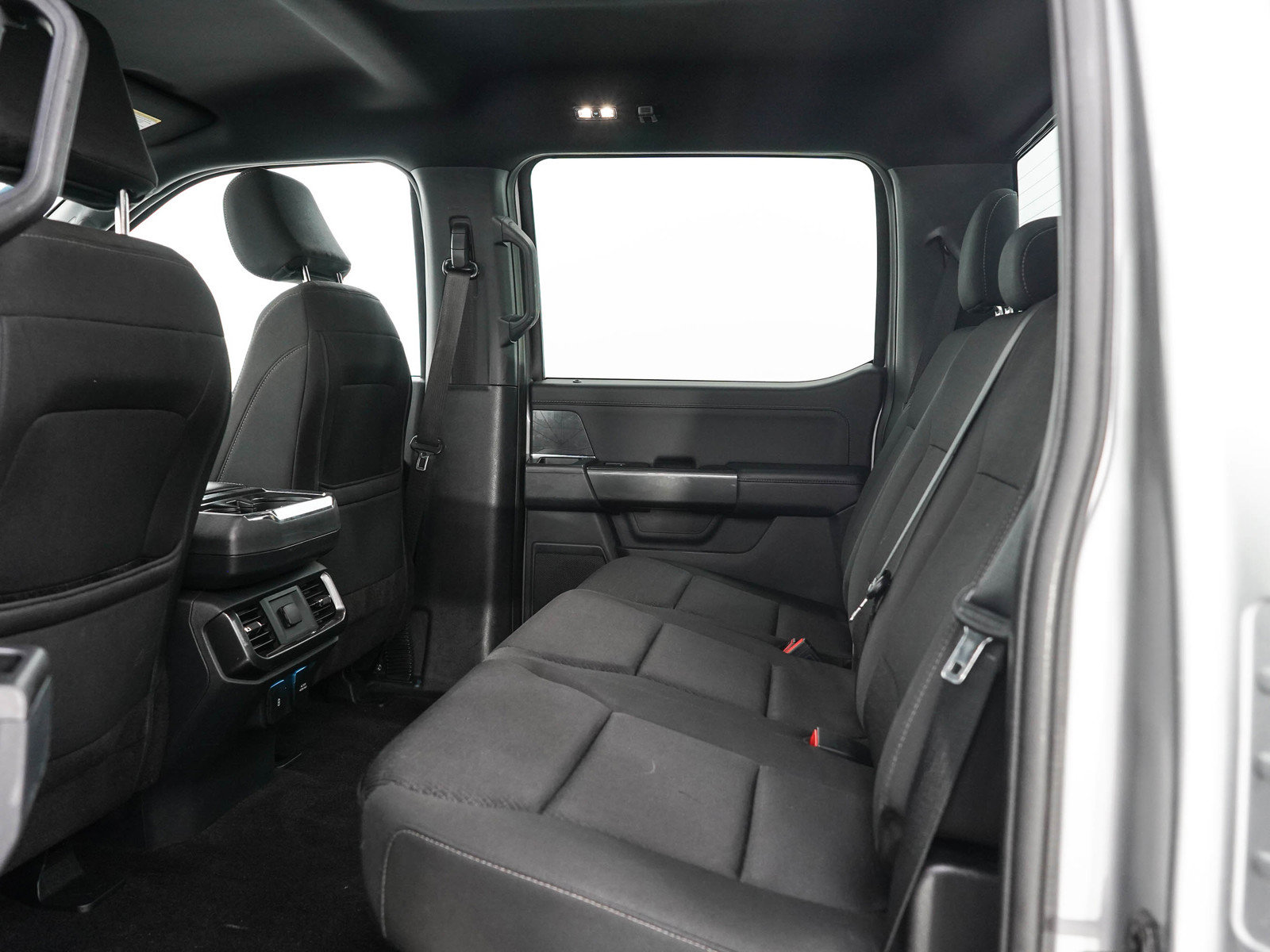 Used 2022 Ford F150 XLT w/ Equipment Group 302A High AWD/4WD image 19