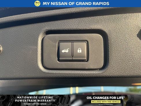New 2026 Nissan Pathfinder SL w/ SL Premium Package AWD/4WD image 25