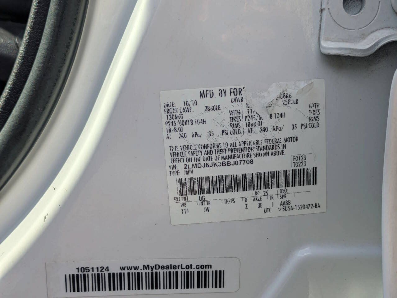 Used 2011 Lincoln MKX 2WD w/ Wood Pkg image 33