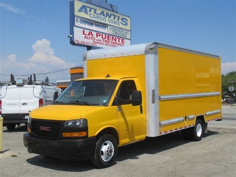 Used 2021 GMC Savana 3500 Extended w/ Power Convenience Package image 1