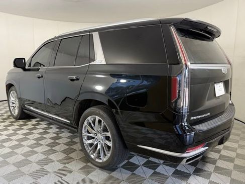 Certified 2023 Cadillac Escalade Premium Luxury w/ LPO, Radiant Package AWD/4WD image 6