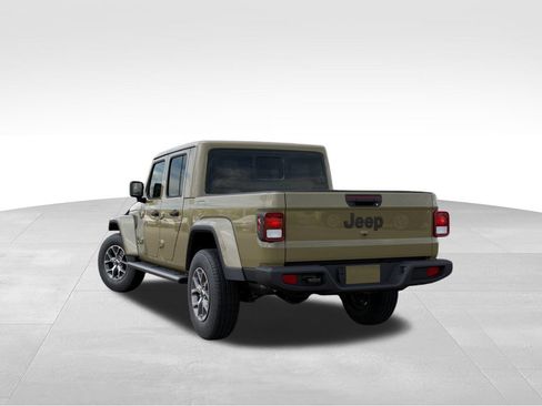 New 2026 Jeep Gladiator Sport AWD/4WD image 3