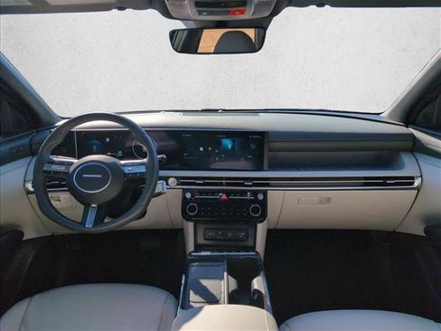 Certified 2025 Hyundai Tucson Limited image 19