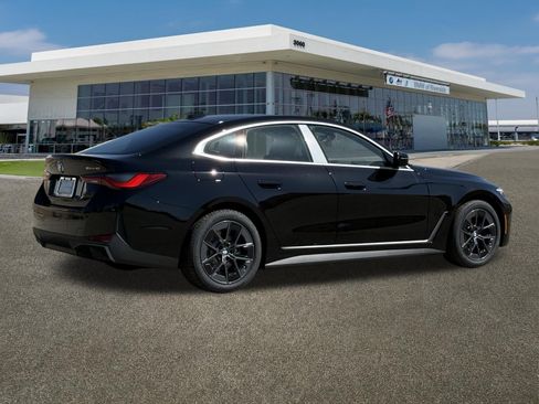 New 2026 BMW i4 eDrive40 RWD image 11