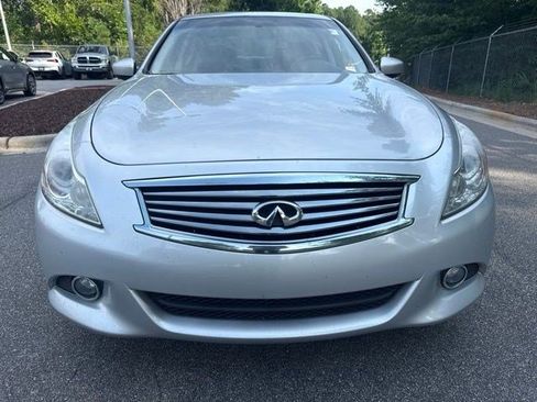Used 2011 INFINITI G37 Journey w/ Premium Pkg RWD image 2