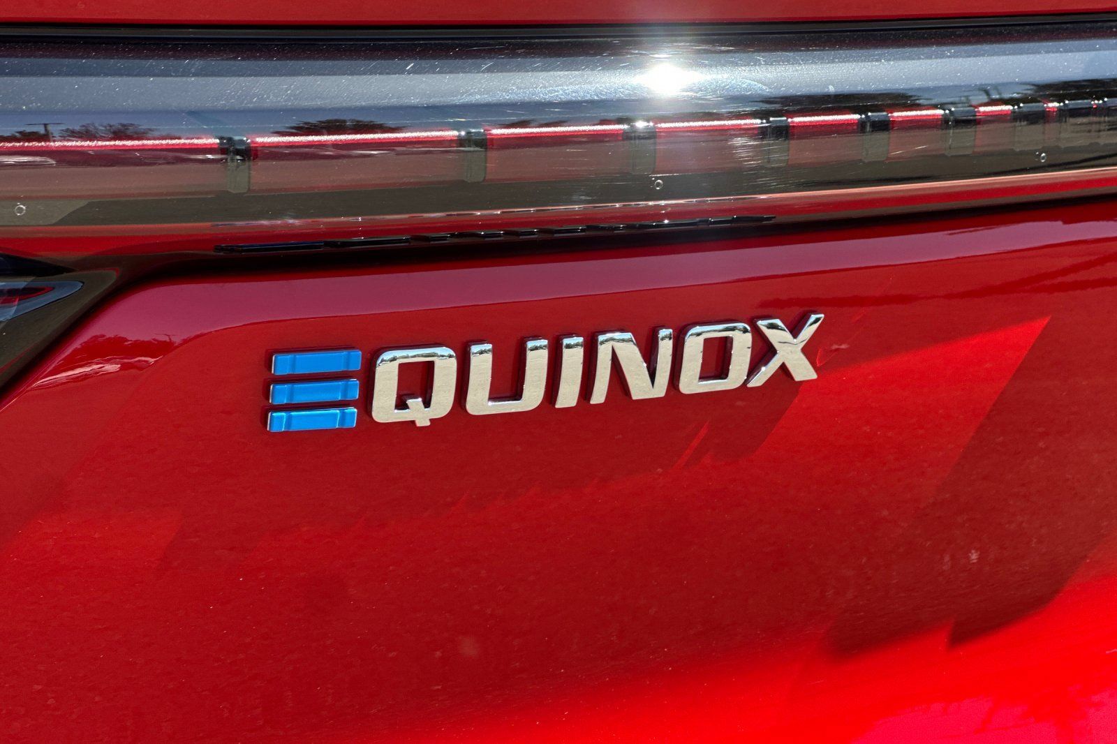 Used 2024 Chevrolet Equinox EV LT FWD image 49