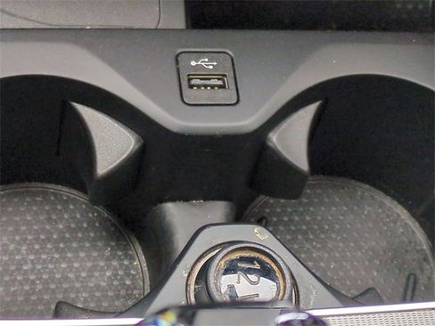 Used 2022 BMW X6 xDrive40i w/ Executive Package image 27