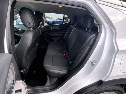 Used 2025 Buick Encore GX Preferred FWD image 22