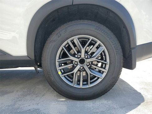 New 2025 Nissan Rogue S image 7