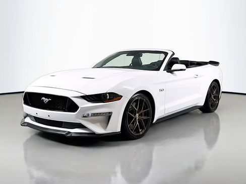 Used 2018 Ford Mustang GT Premium w/ GT Performance Package RWD image 1