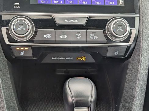 Used 2016 Honda Civic Touring image 25