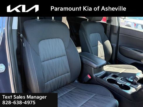 Used 2020 Kia Sportage LX FWD image 16