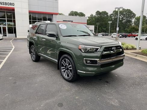 Certified 2022 Toyota 4Runner Limited AWD/4WD image 2