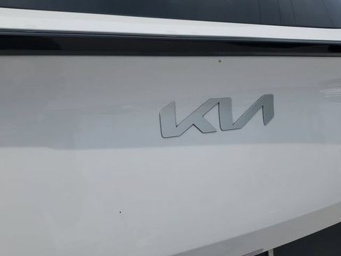 Certified 2024 Kia Sportage EX FWD image 7