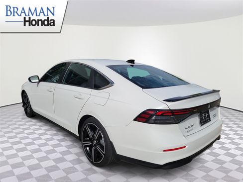Certified 2024 Honda Accord Sport image 4