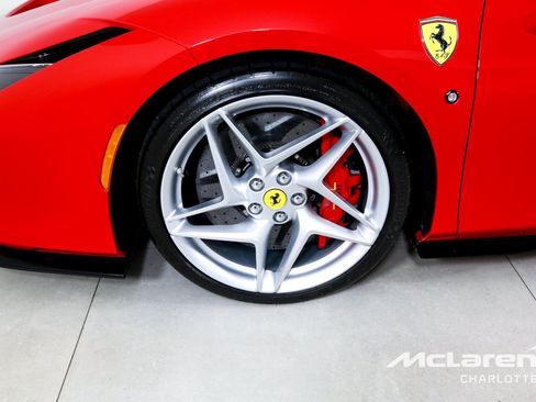 Used 2020 Ferrari F8 Tributo RWD image 29