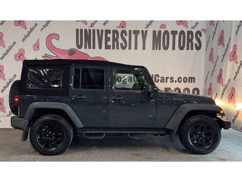 Used 2017 Jeep Wrangler Unlimited Sport AWD/4WD image 5