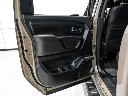 Used 2021 Nissan Titan PRO-4X w/ Off Road Protection Package image 44