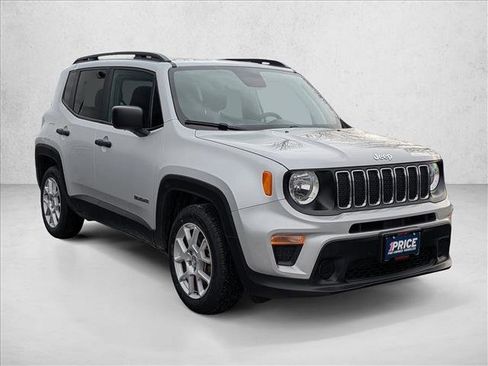 Used 2019 Jeep Renegade Sport w/ Sport Appearance Group image 3