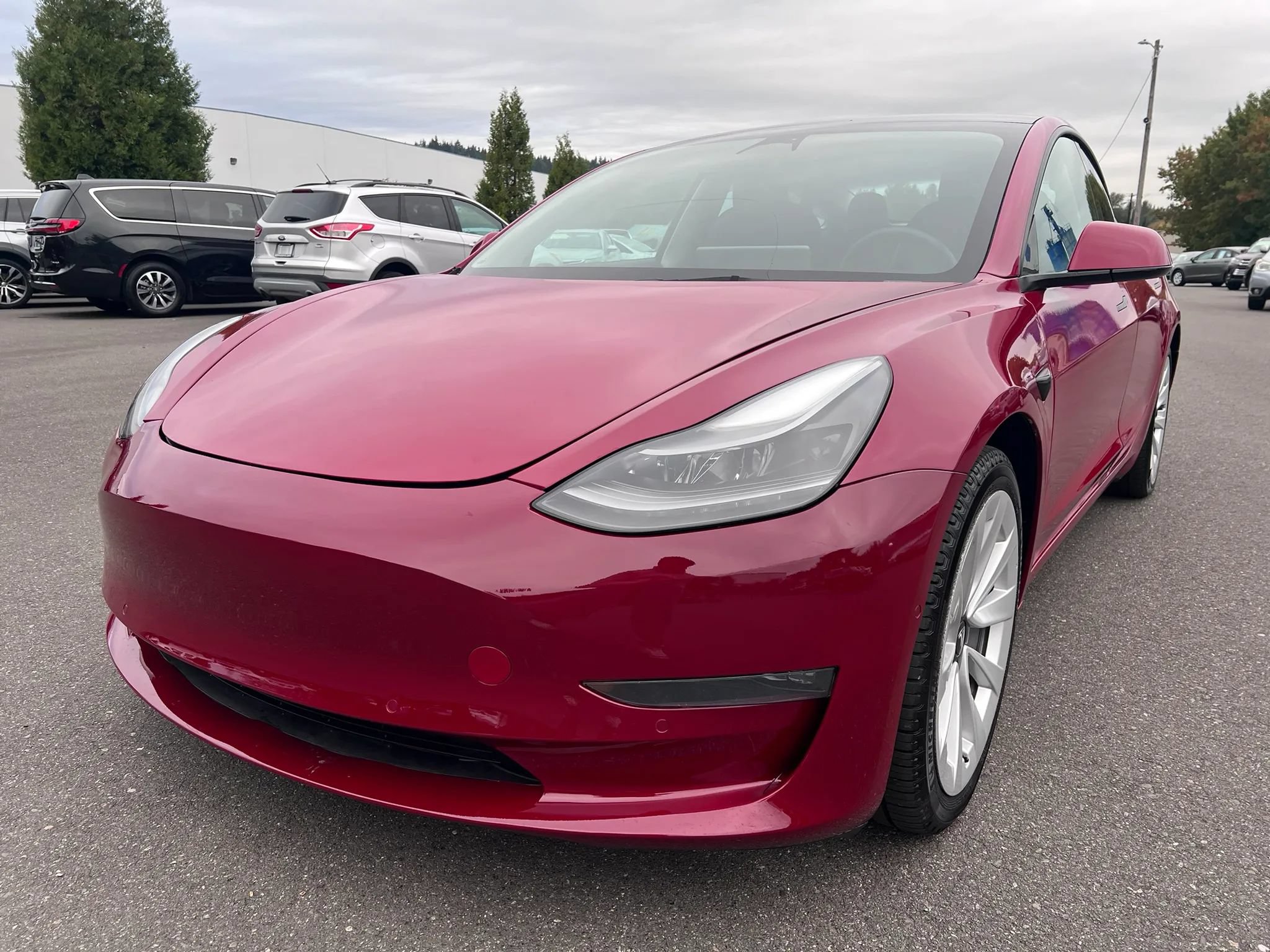 Used 2022 Tesla Model 3 Long Range AWD/4WD image 3