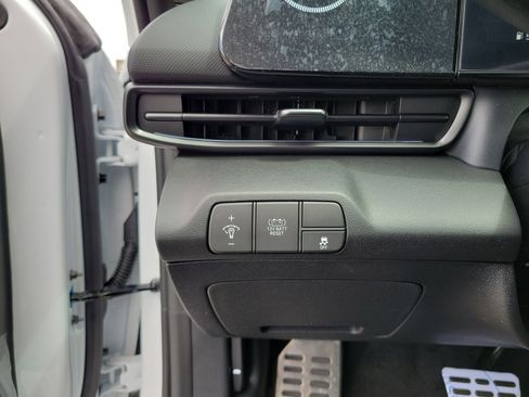 New 2025 Hyundai Elantra SEL w/ Cargo Package image 21