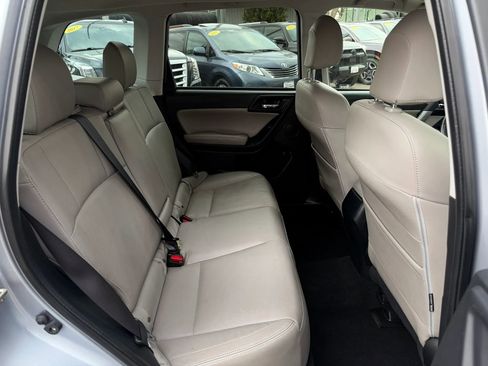 Used 2017 Subaru Forester 2.5i Limited image 19