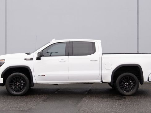 Used 2023 GMC Sierra 1500 AT4 w/ Technology Package AWD/4WD image 31
