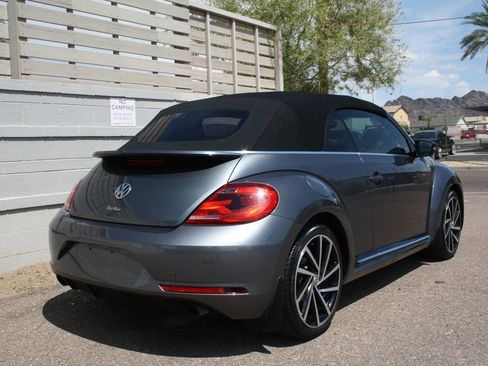 Used 2014 Volkswagen Beetle R-Line image 4
