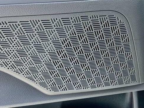 New 2026 Kia Carnival EX FWD image 19