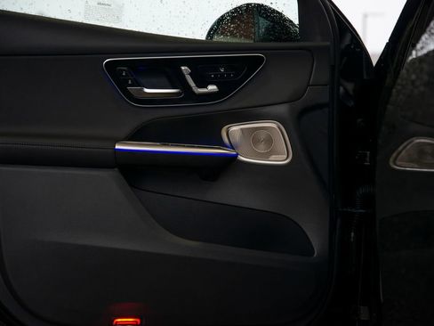 New 2026 Mercedes-Benz GLC 300 4MATIC image 9