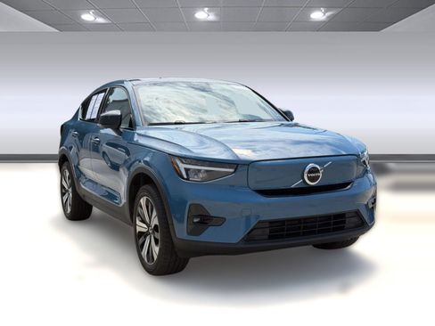 Used 2023 Volvo C40 P8 Recharge Plus AWD/4WD image 7