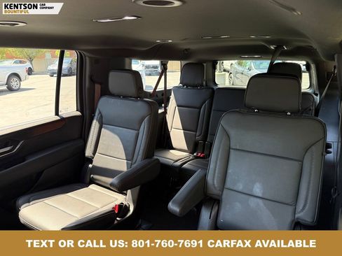 Used 2025 GMC Yukon XL Denali AWD/4WD image 30