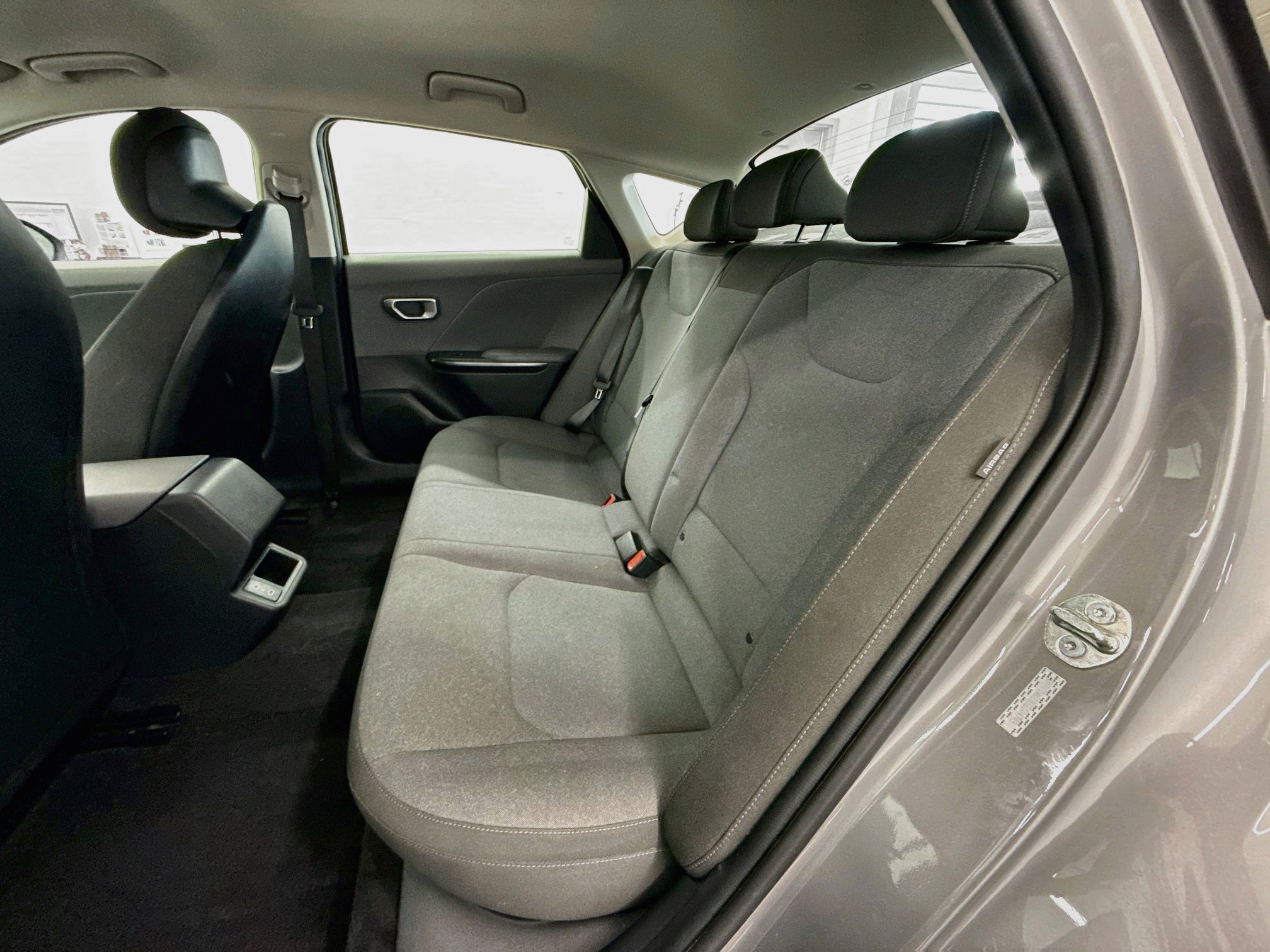 Used 2025 Kia K4 FWD image 28